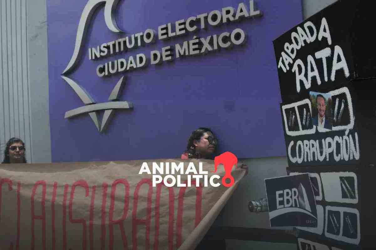 “Clausuran” el Instituto Electoral de CDMX por prohibir hablar de Santiago Taboada y el “cártel inmobiliario”