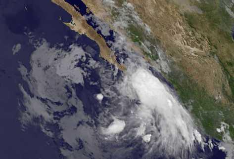 Huracan Jova se aproxima a costas mexicanas