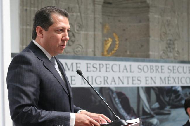 Nuevo Presidente deberá decidir si continúa guerra antinarco: CNDH