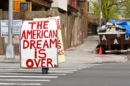 Estudiantes indocumentados en EU, otra vez en riesgo de deportación
