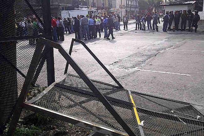 Bloquean Segob más de mil veces durante sexenio de Calderón