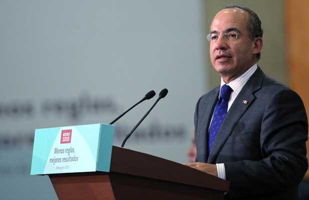 Calderón pide no descartar hipótesis en caso Cavazos