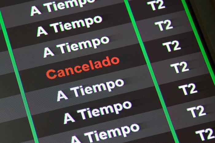 En viajes de Madrid a México, EU puede impedir a pasajeros volar sobre su territorio