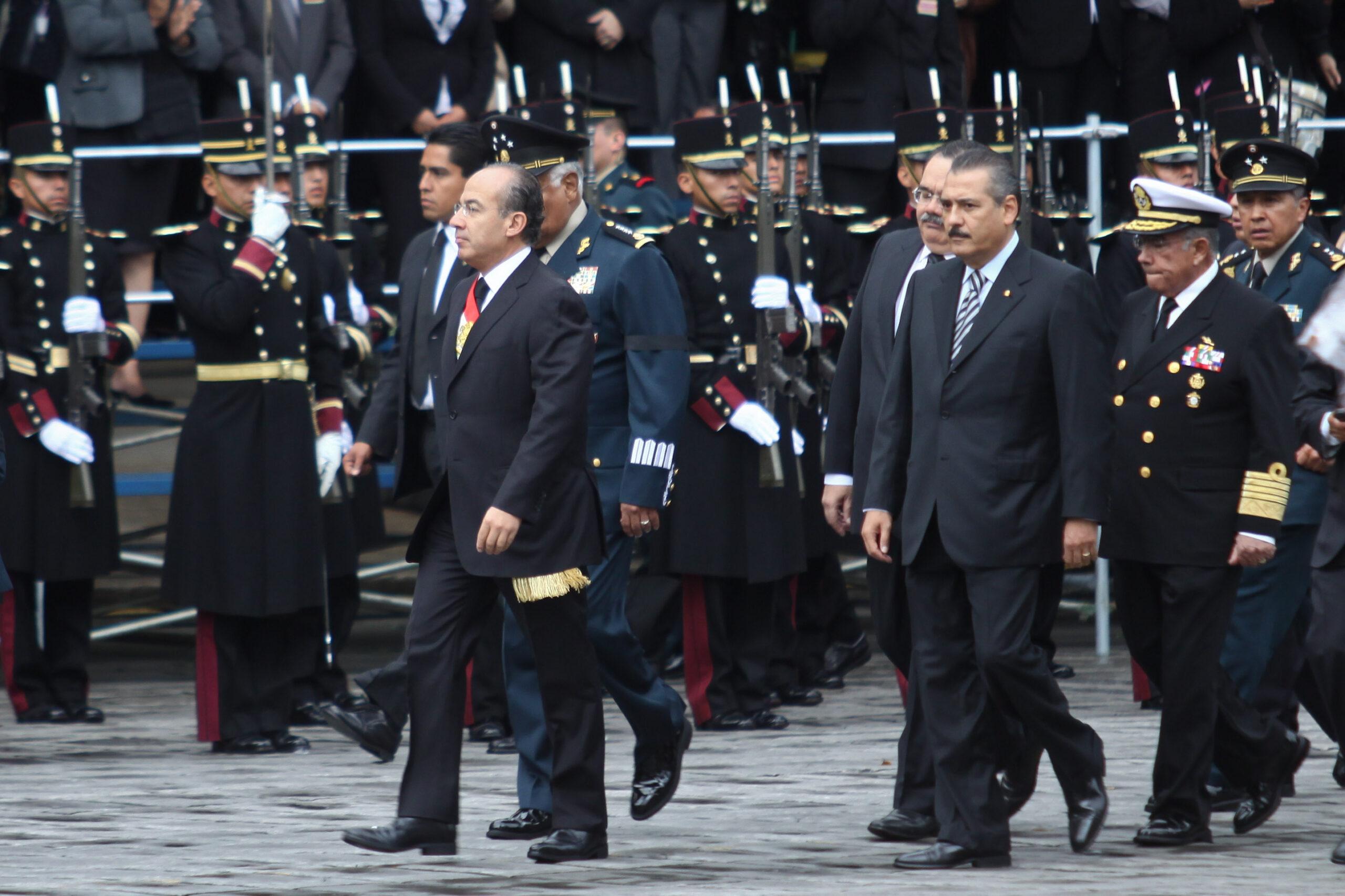 Calderón llama a la unidad para superar desafíos
