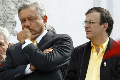 AMLO y Ebrard se declaran los más <i>populares</i> de la izquierda