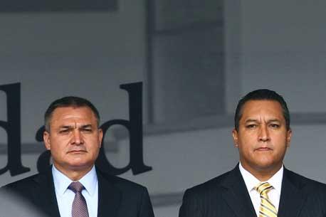 Blake y García Luna comparecen hoy ante el Congreso