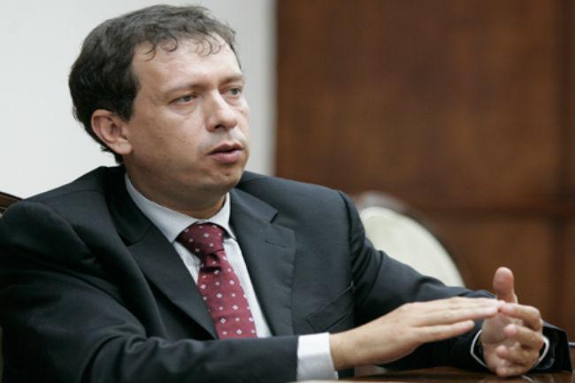 Arremete Carlos Moreira contra el PRI: “La soberbia provoca derrotas”