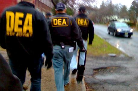 Cárteles mexicanos surten el 80% de metanfetaminas en EU: DEA