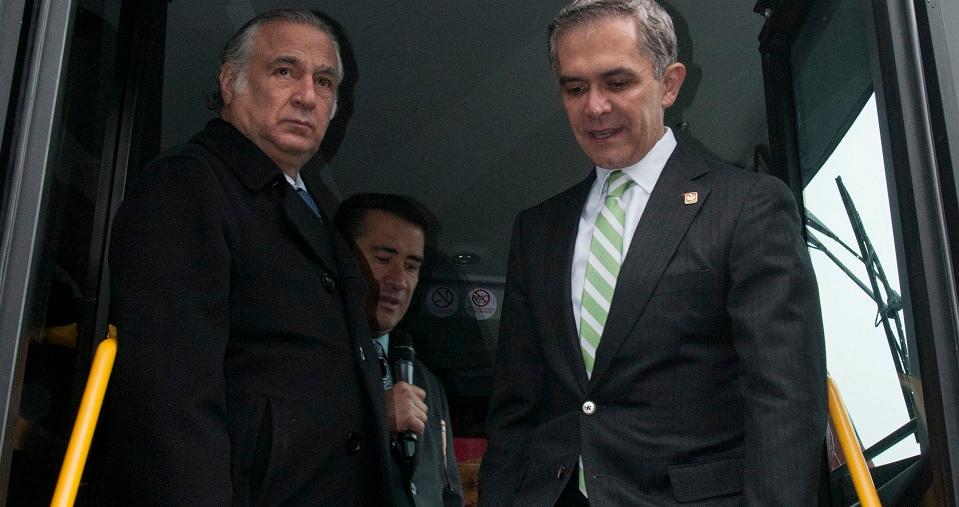 Quitan a Miguel Torruco el puesto de secretario de Turismo en la CDMX por asesorar a AMLO