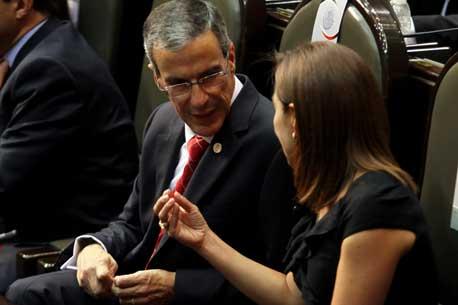 Ratifican a líderes del PAN en el Congreso
