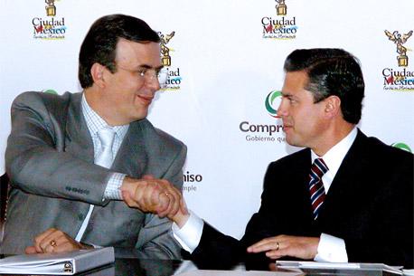 Las 5 cosas que Peña y Ebrard<br>no deberían hacer en internet