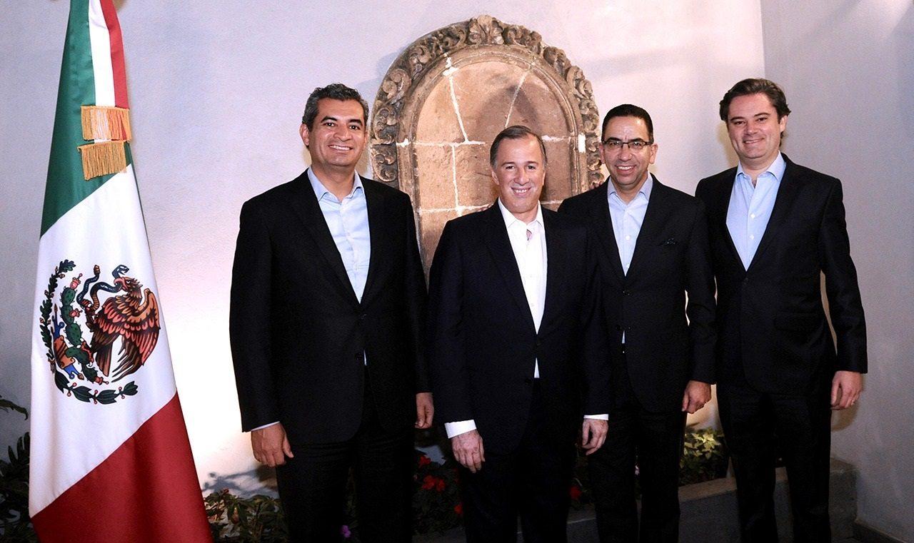 Un día después de dejar el PAN, Javier Lozano se convierte en el vocero de Meade