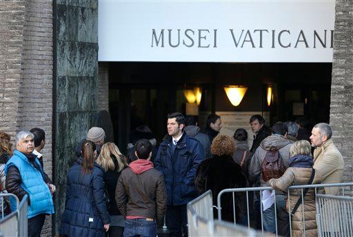 Si vas al Vaticano, sólo lleva <i>cash</i>