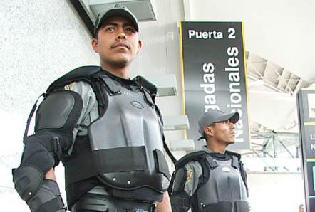 Dan 10 años de cárcel a excoordinador de la PFP por nexos con el narco