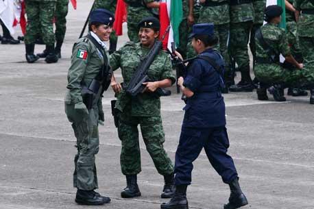 Aprueban equidad de género en el Ejército