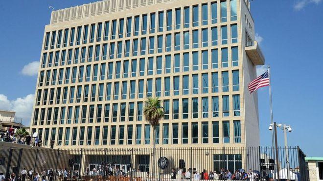 EU retira personal de su embajada en Cuba y cancela emisión de visas por ataques a diplomáticos