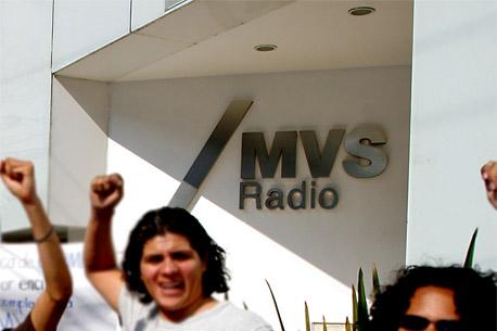 Vale 700 mil millones de pesos la banda retirada a MVS