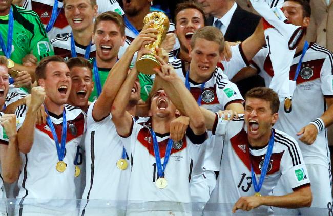 Selección alemana admite daño del trofeo que ganó en Mundial