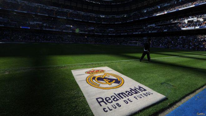 El escudo modificado del Real Madrid genera polémica en redes sociales