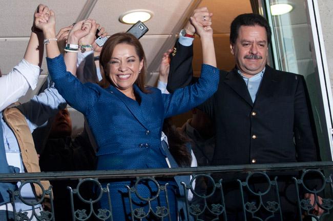Ex candidatas presidenciales aconsejan a Josefina