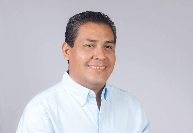 Policía de Oaxaca ya busca al alcalde zombi