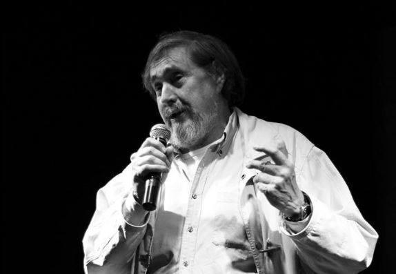 La UNAM oficializa la salida de Marcelino Perelló como catedrático y conductor de radio