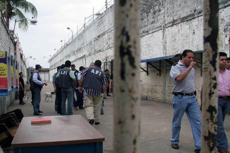 Autoridades penitenciarias controlan extorsiones en Reclusorio Oriente