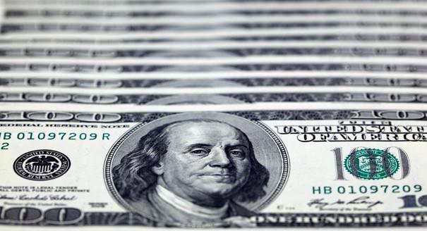 El dólar llega a los 15.78; Banxico activa subasta de 200 mdd