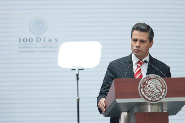 Presume Peña Nieto baja gradual de la violencia en México