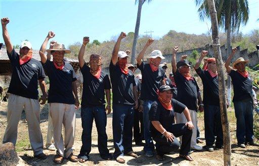 Grupo de autodefensa toma una comisaría en Michoacán