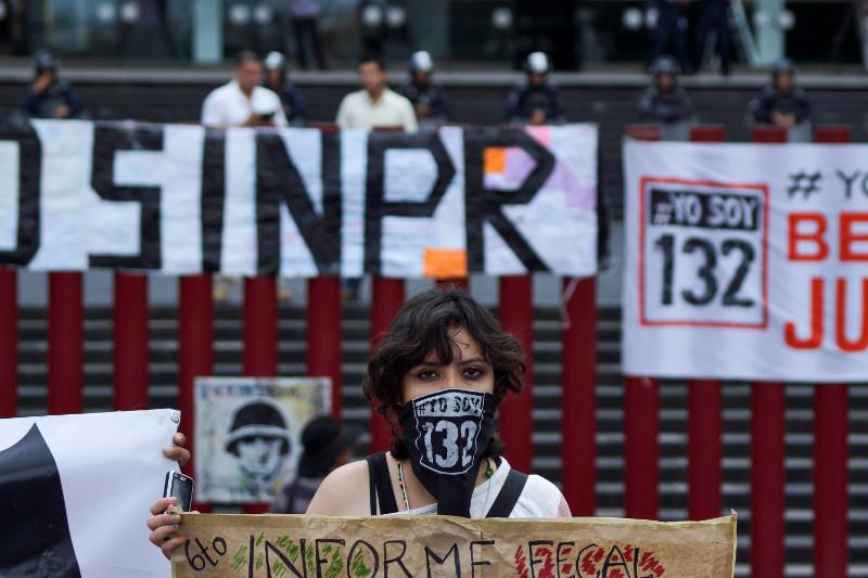#YoSoy132 presenta iniciativa para derogar “ataques a la paz”