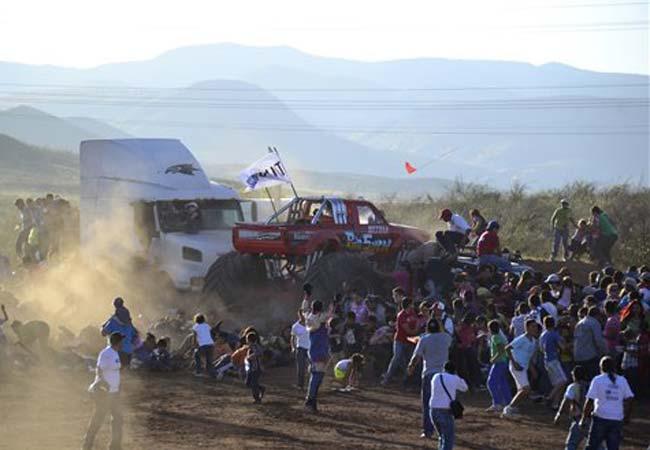 Bebió alcohol el conductor de ‘monster truck’ que mató a 8 en Chihuahua