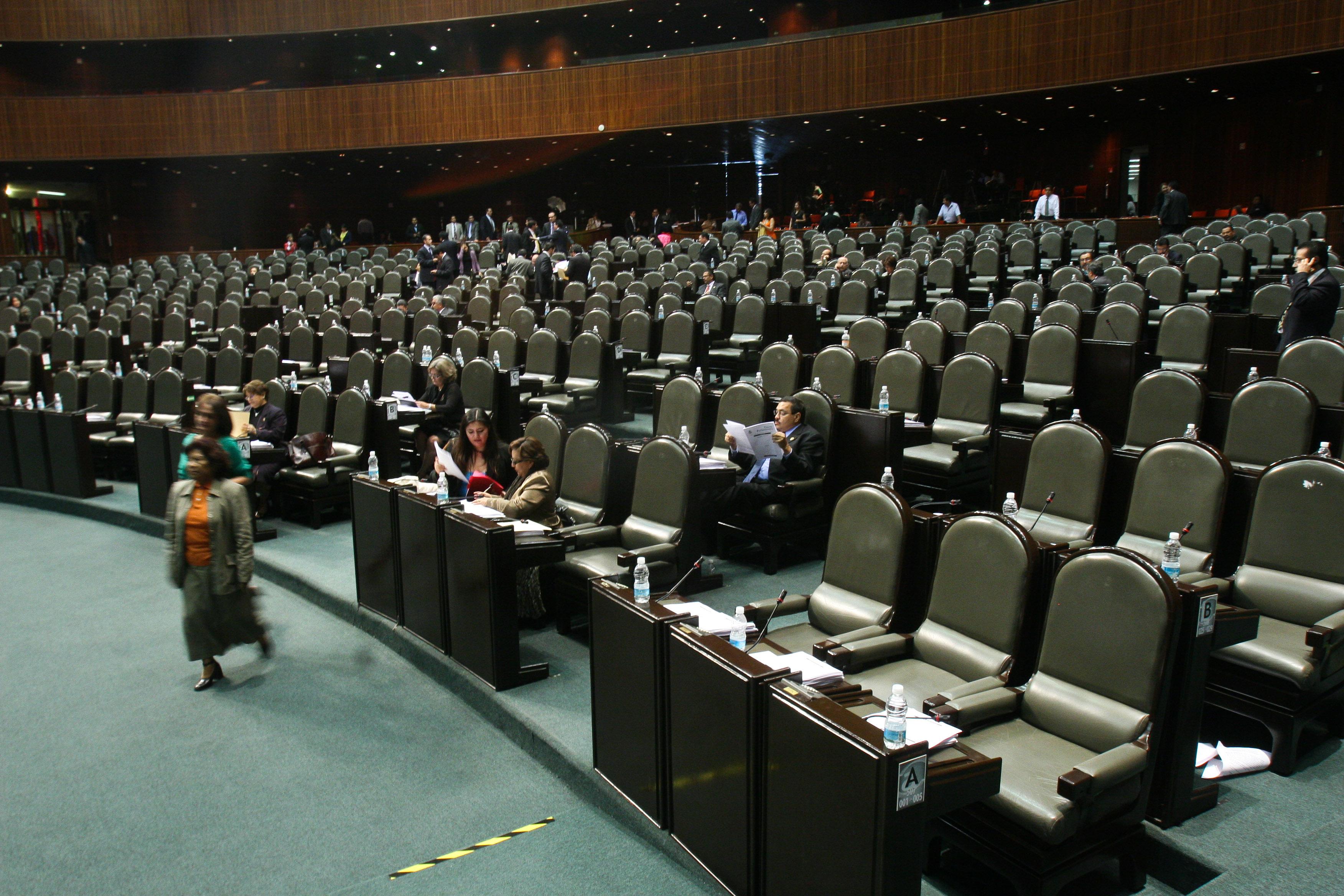 Congreso arrastra rezago legislativo de más del 90%
