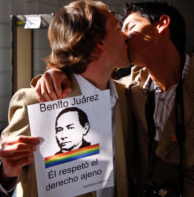 Homosexualidad, una enfermedad que debe atenderse, afirma la esposa del gobernador de Durango