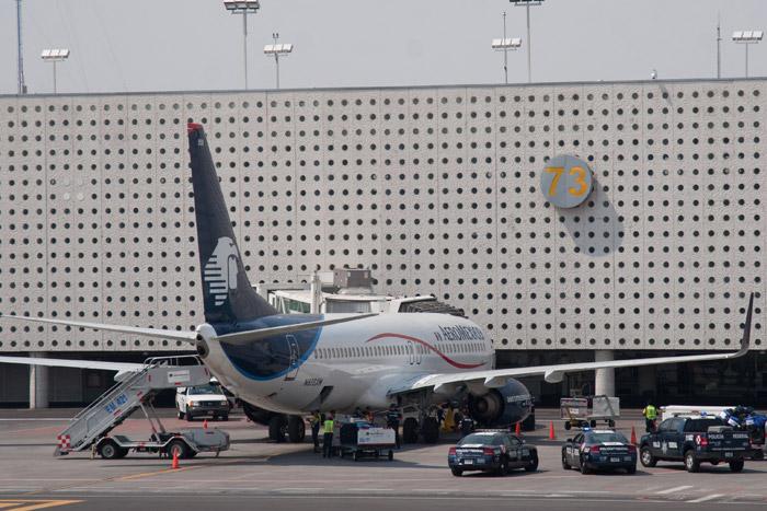Detienen vuelo en aeropuerto de Tijuana por falsa amenaza de bomba