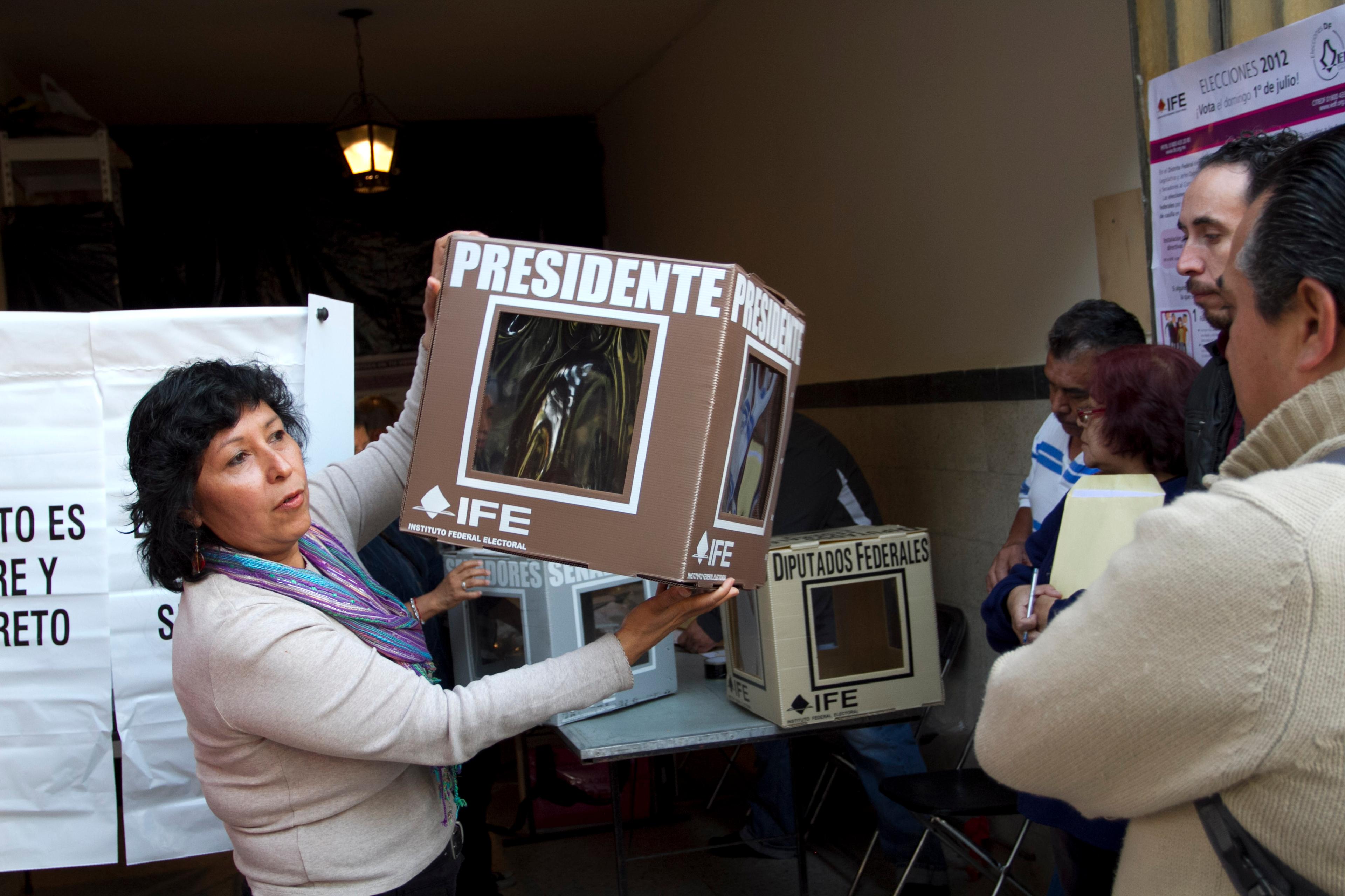 PGR consigna a 13 personas por delitos electorales