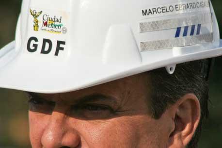 GDF privilegia a aliados de AMLO