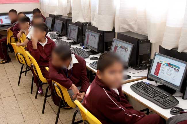 Sólo 26% de primarias del país tienen computadoras con acceso a internet