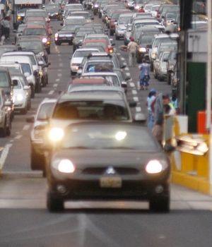 La tenencia <i>se queda</i> en el DF