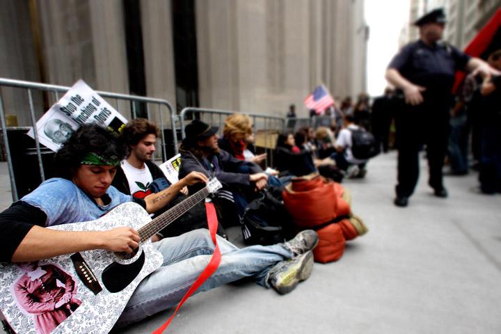 59% de estadounidenses apoyan el “Occupy Wall Street”