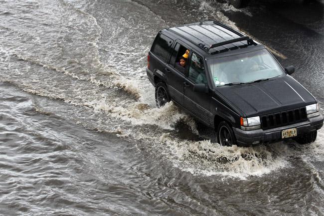 Alertan sobre posible entrada de tormenta “Ernesto” a México