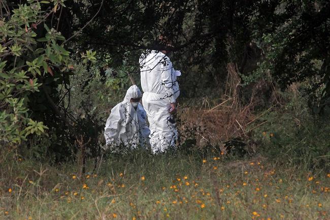 Reportan hallazgo en Guerrero de 11 cuerpos en fosa clandestina