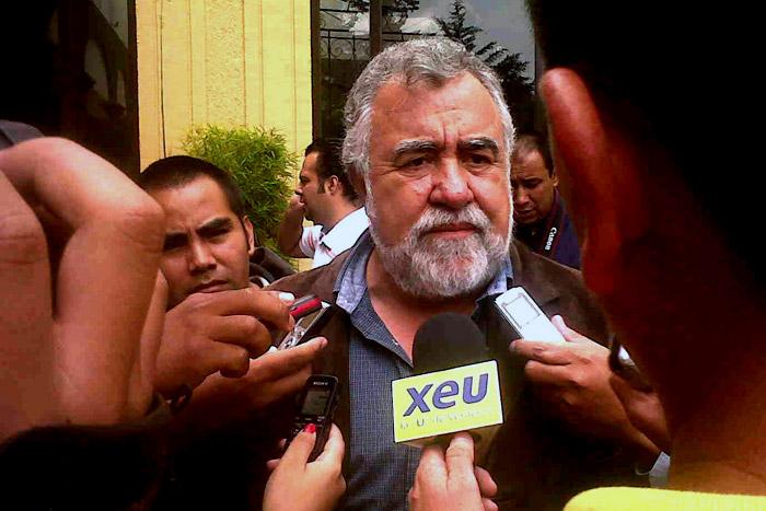 Encinas advierte movilizaciones tras virtual triunfo de Eruviel
