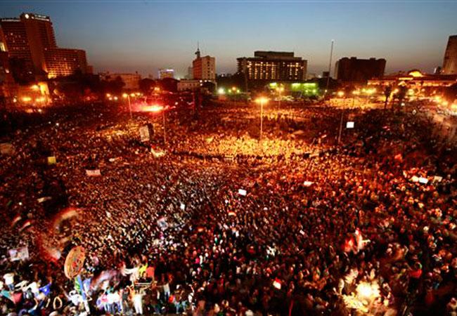 Regresan protestas contra militares en Egipto