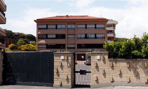 Ex sacerdote de los Legionarios reveló irregularidades financieras en la orden