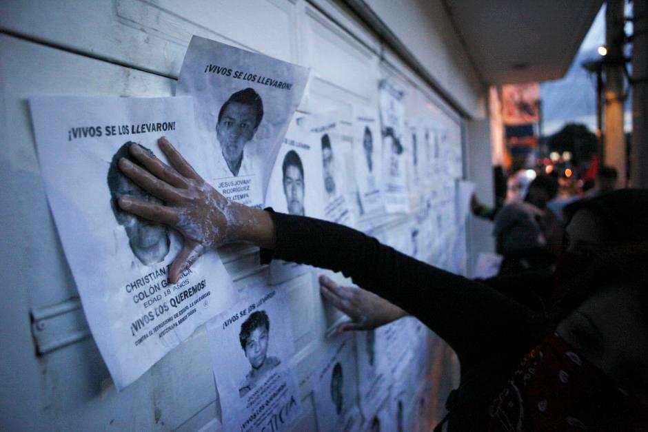 La CNDH indaga presunta tortura y detenciones arbitrarias por caso Ayotzinapa