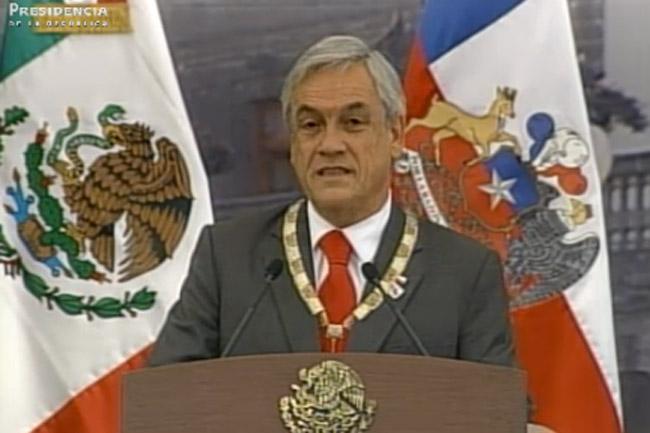 México y Chile se unen contra narcotráfico; Piñera recibe condecoración