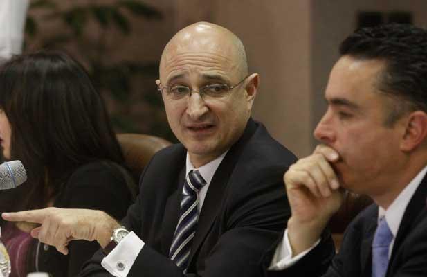 Pide Consar legislar para incrementar aportaciones a Afores