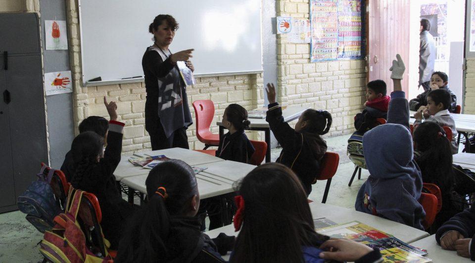 Descuentan 14 millones de pesos a maestros de Oaxaca que no iniciaron el ciclo escolar