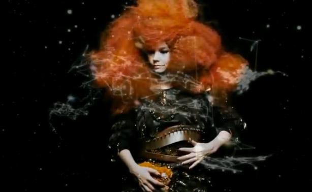 Regalo de viernes: <i>Moon</i>, el último video de Björk